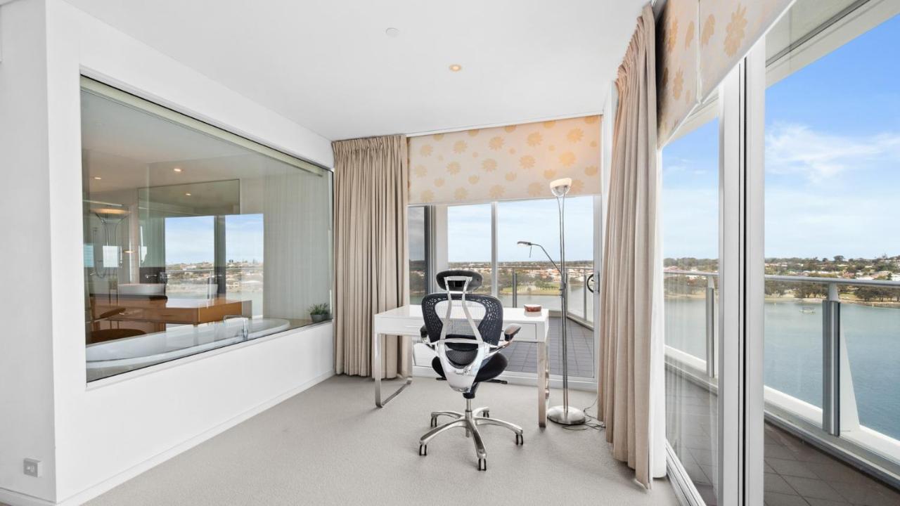 Bridgepoint 1105 Apartment Mandurah Bagian luar foto