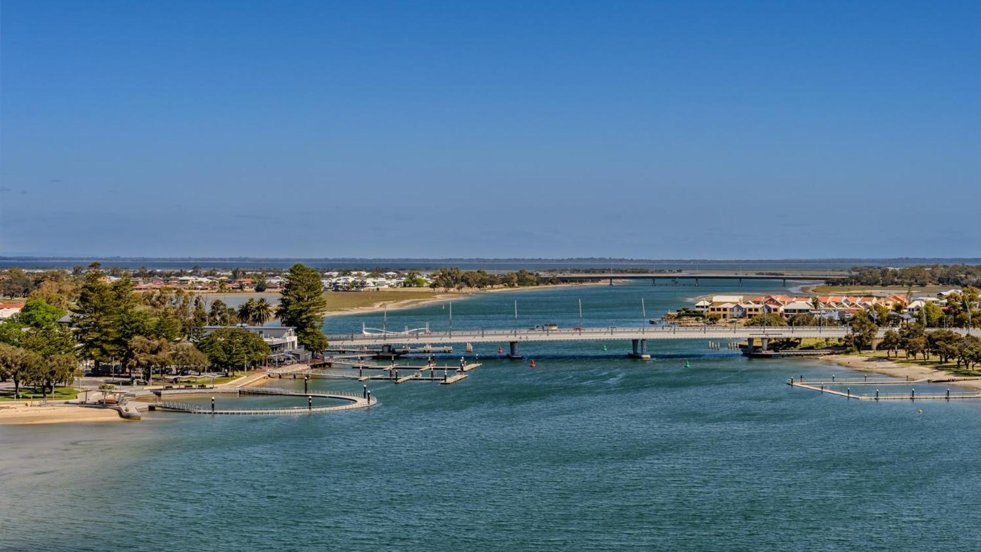 Bridgepoint 1105 Apartment Mandurah Bagian luar foto